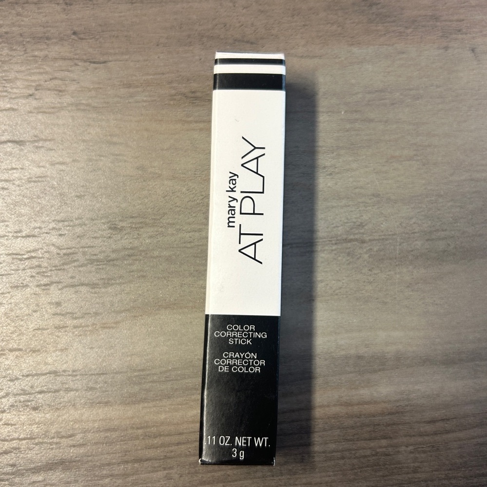 Mary Kay At Play Color Stick -Wipe Red